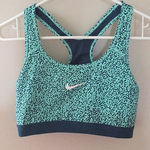 Nike XL Dri-Fit Sports Bra